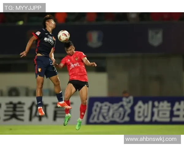 重庆排球队与广州排球队比赛速度分析与战术复盘